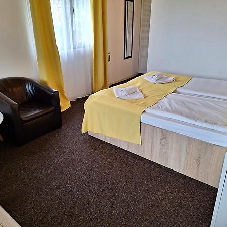 Pensiunea Tinelu Brasov Săcele Extérieur photo