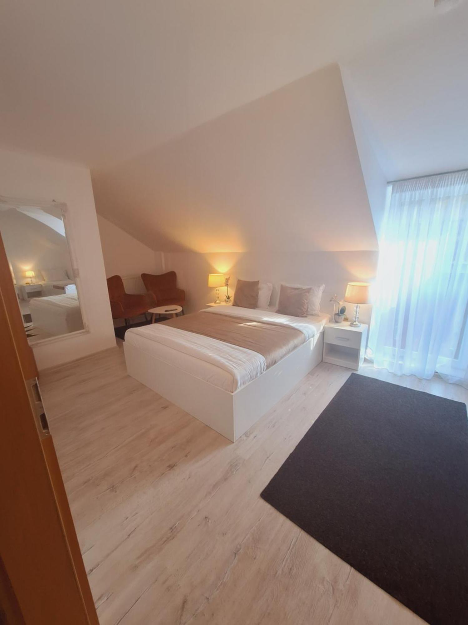 Pensiunea Tinelu Brasov Săcele Chambre photo
